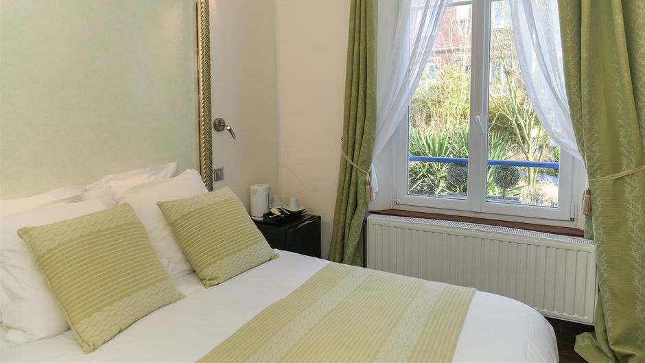 Villa Aultia Room