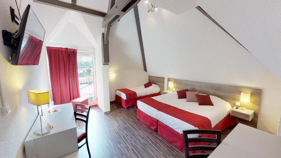 Inter Hotel De France Room