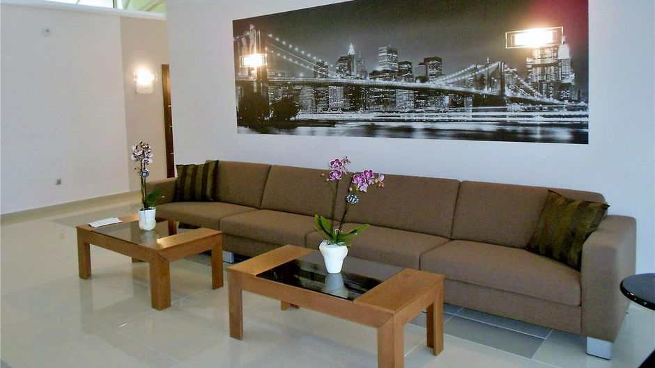 Gokart Hotel & Restaurant Lobby