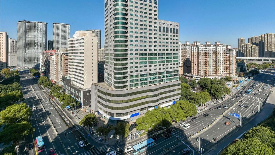 Novotel Wuxi Sanyang Plaza Exterior