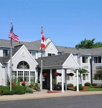 CenterWay Hotel Tonawanda