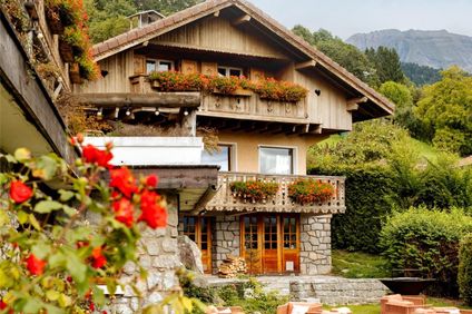 Les Roches Hotel & Spa