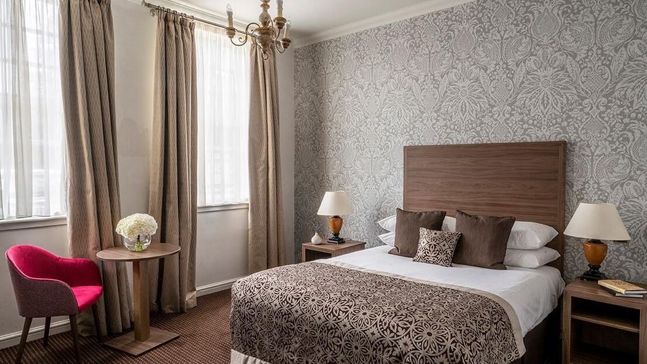 Brandshatch Place & Spa Room
