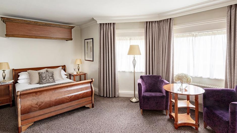 Brandshatch Place & Spa Suite