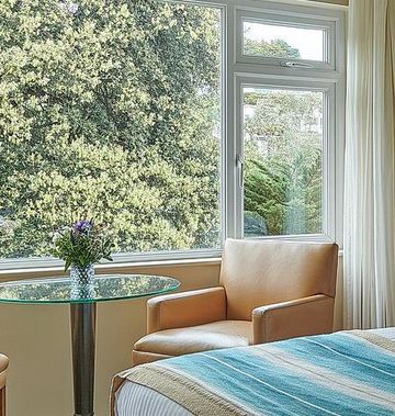 L'Horizon Beach Hotel & Spa