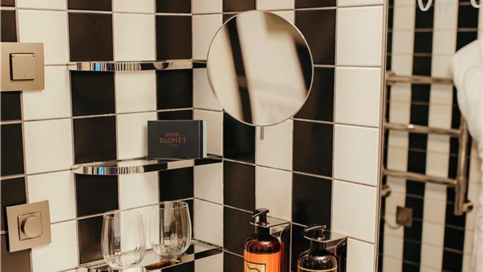 Hotel Eiffel Blomet Room