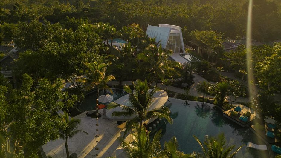 X2 Bali Breakers Resort Exterior