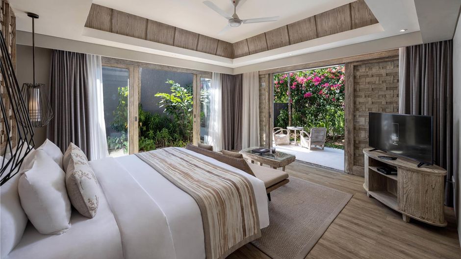 X2 Bali Breakers Resort Room