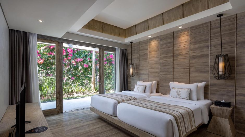 X2 Bali Breakers Resort Room