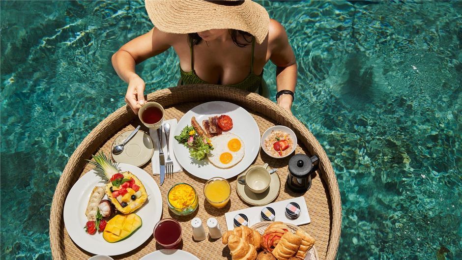 X2 Bali Breakers Resort Restaurant