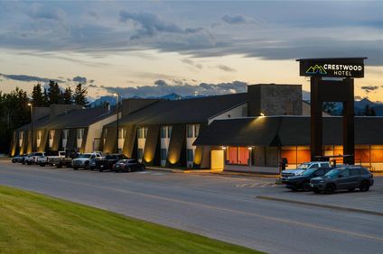 Crestwood Hotel