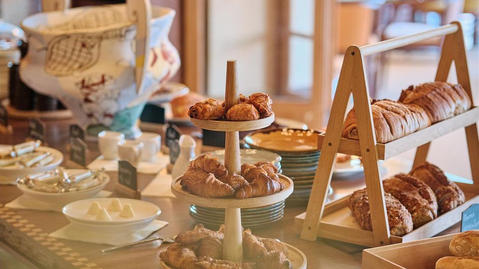 Le Provencal Hotel Restaurant