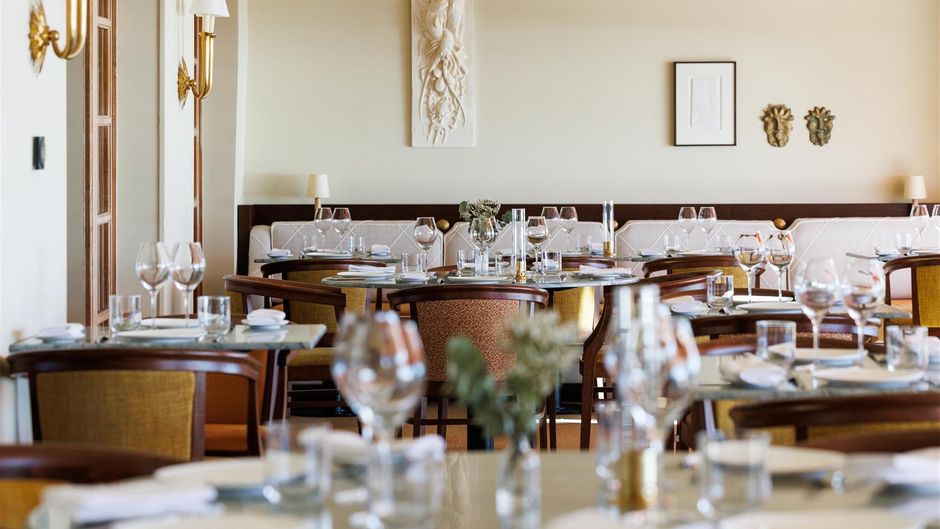 Le Provencal Hotel Restaurant