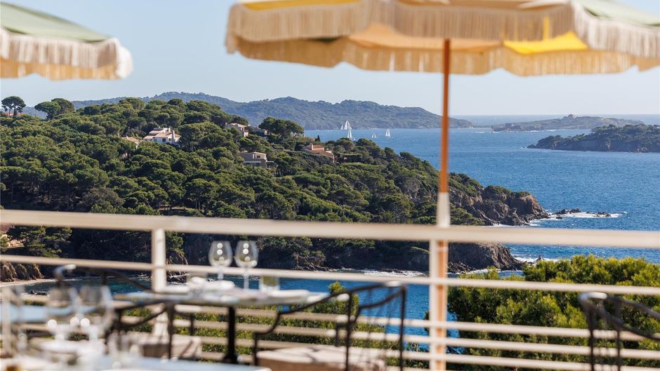 Le Provencal Hotel Restaurant