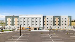 Everhome Suites Denver Airport