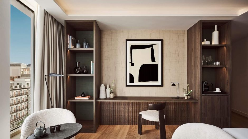 1881 Madrid Ventas Suite