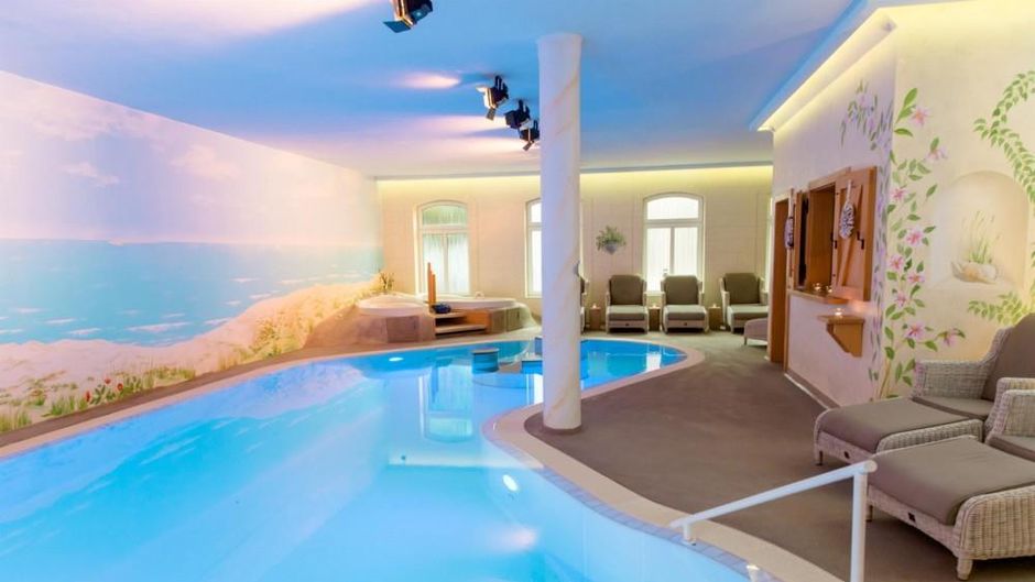 Romantik Hotel Reichshof Pool