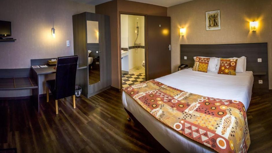 Brit Hotel Azur Hotel Room