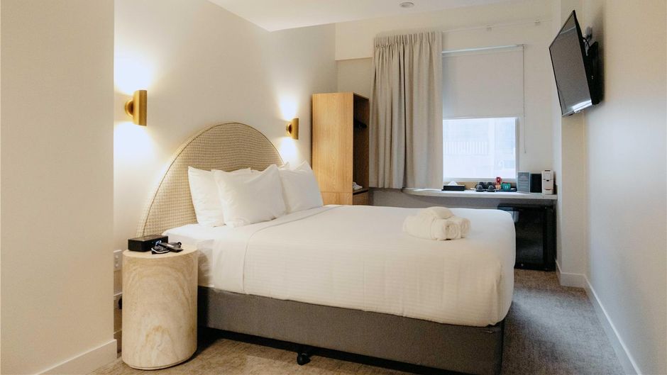 The Merchant Hotel Room