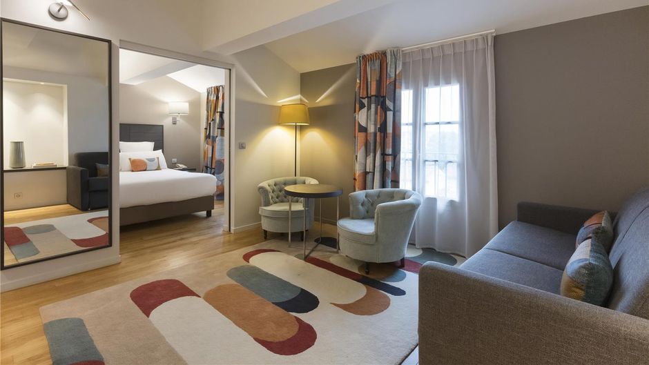 Best Western Grand Hotel de Castres Suite