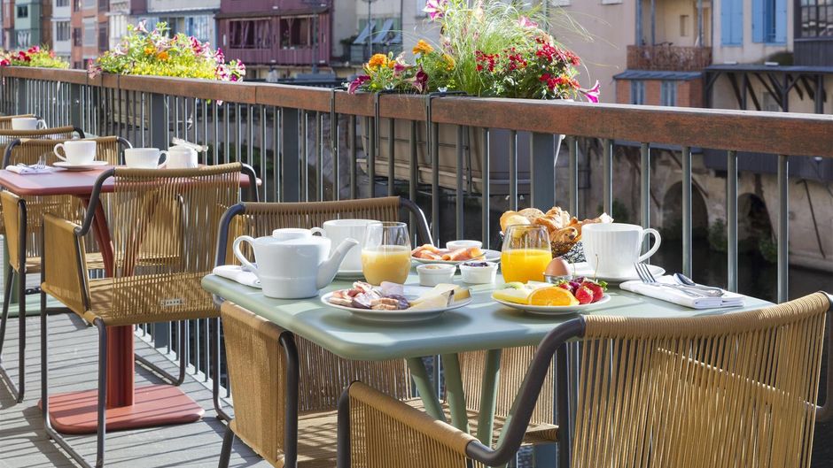 Best Western Grand Hotel de Castres Other