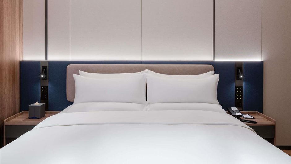 Novotel Hangzhou Binjiang Room