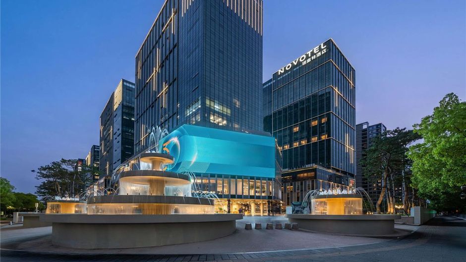 Novotel Hangzhou Binjiang Exterior