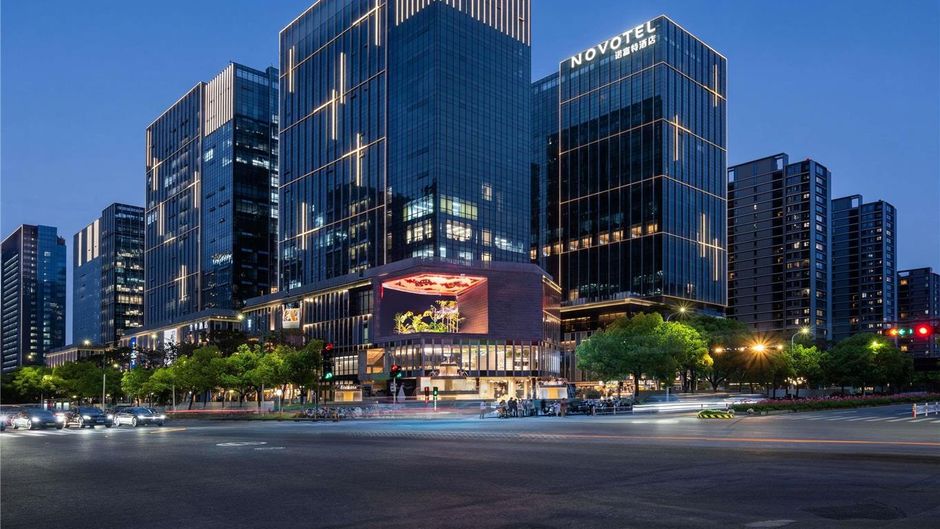 Novotel Hangzhou Binjiang Exterior