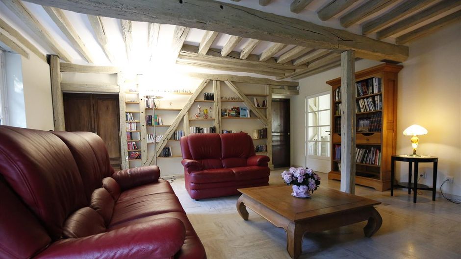 Le Clos Saint Lubin Lobby