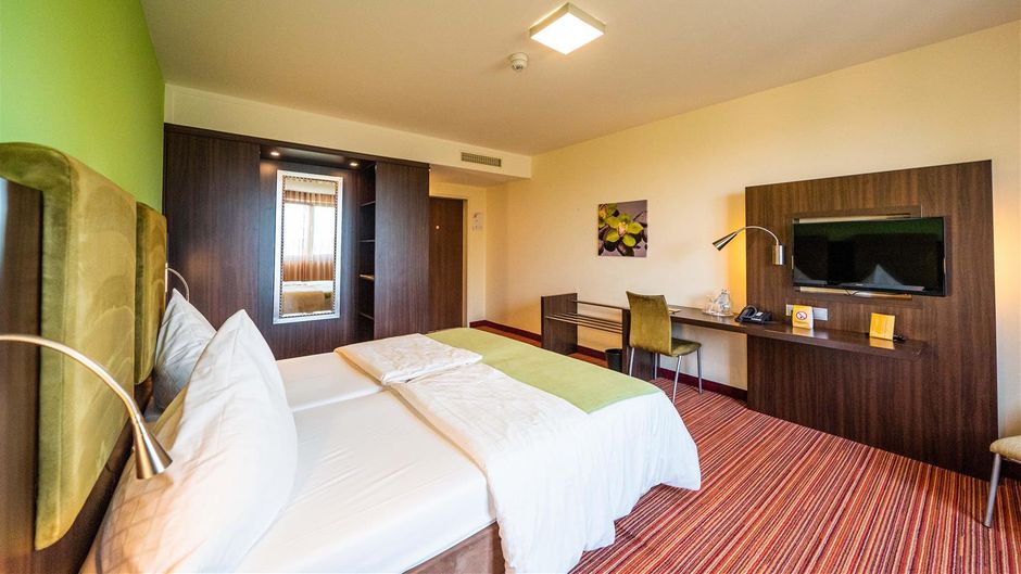 Hotel Qualitel Room