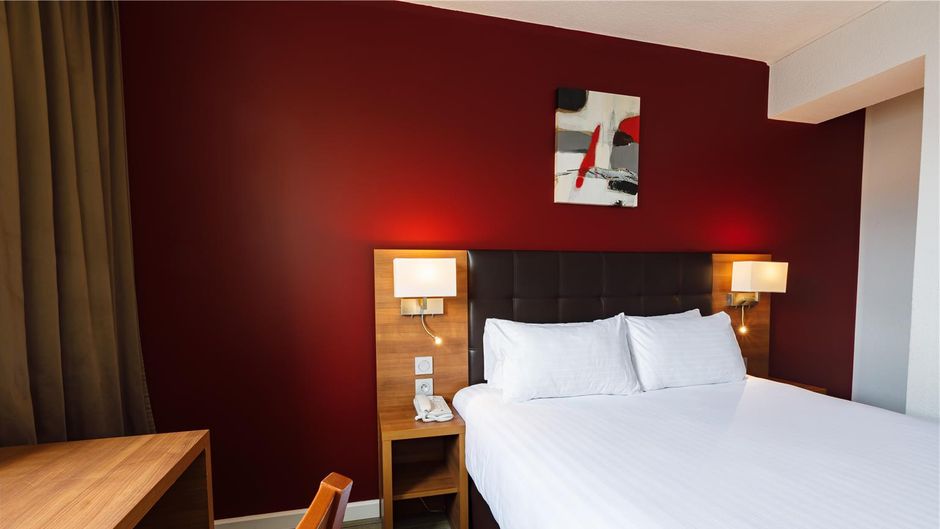 Best Western Clermont-Ferrand Centre Room