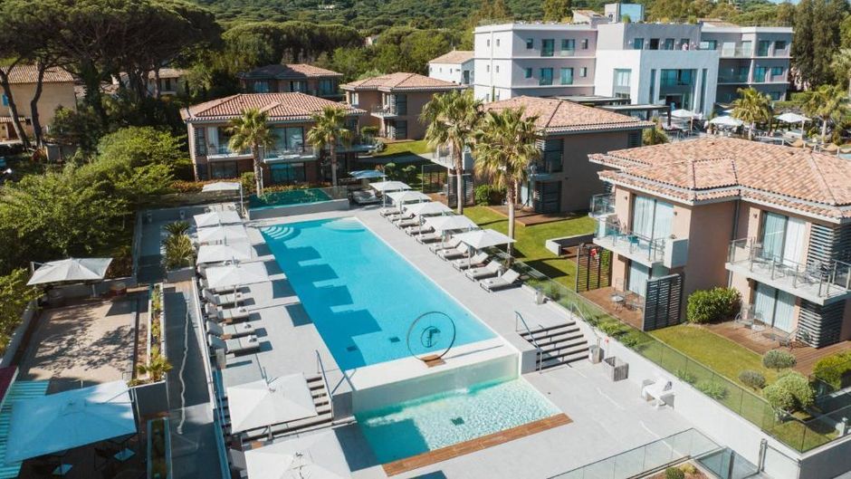 Kube Hotel Golf de St Tropez Exterior