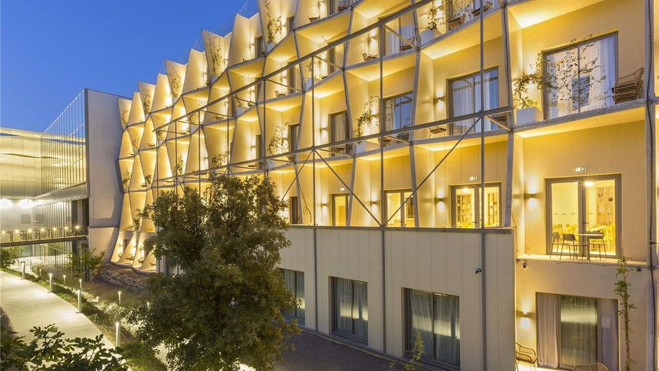 Mercure Nimes Centre Arenes Exterior