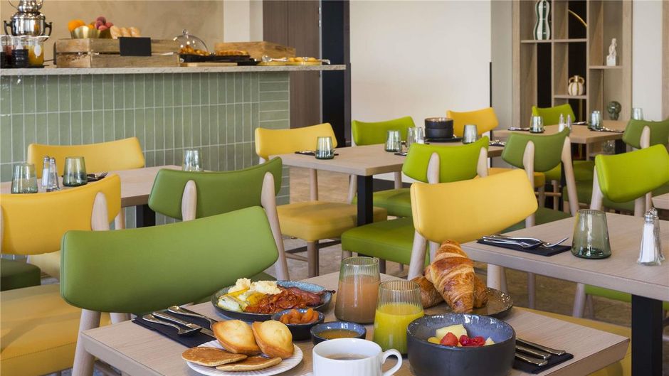 Mercure Nimes Centre Arenes Exterior