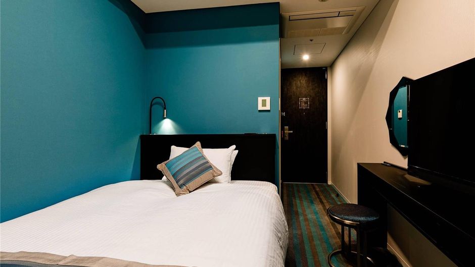 Umeda OS Hotel Room