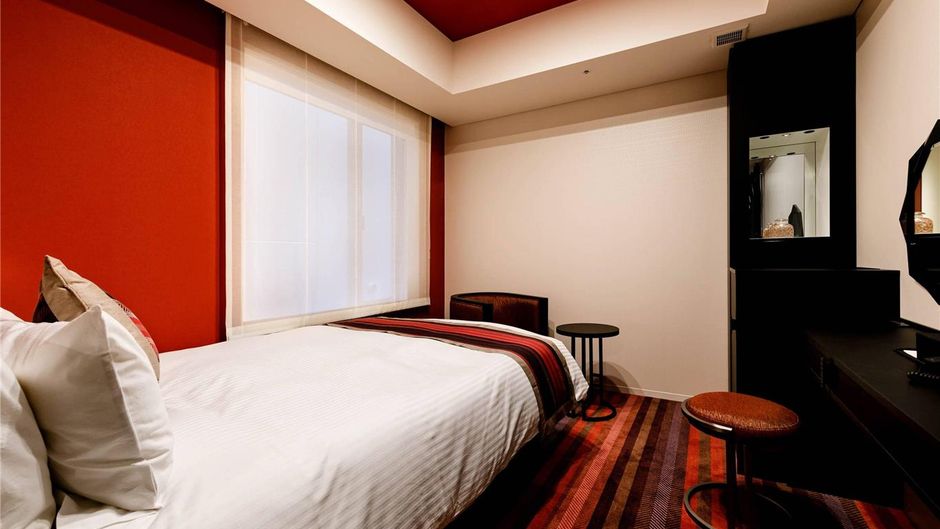 Umeda OS Hotel Room