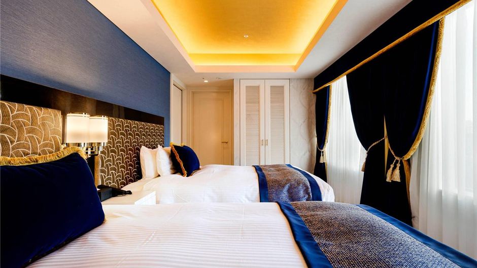 Umeda OS Hotel Suite
