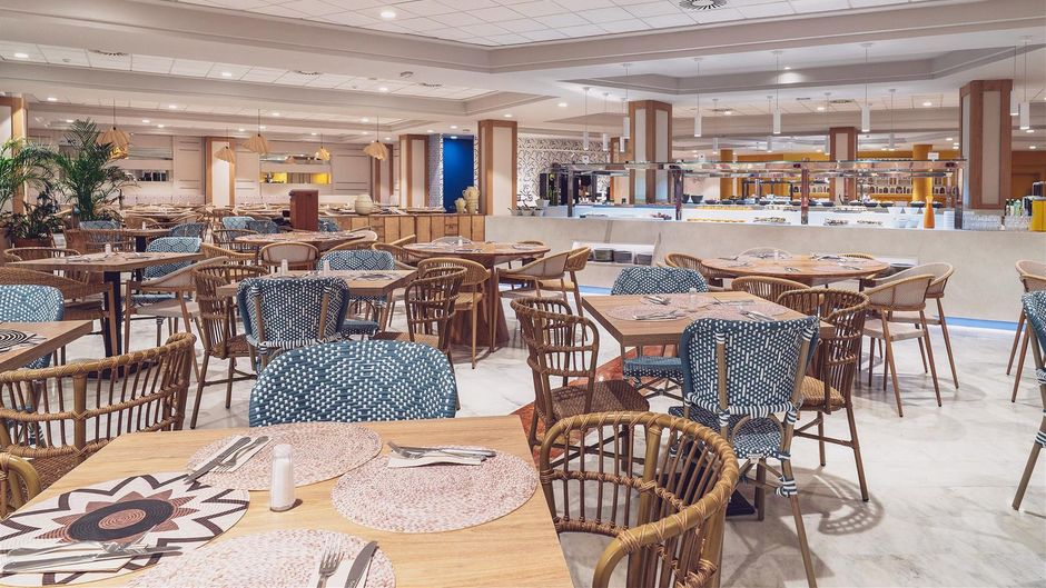 Holiday World Resort Palace Restaurant