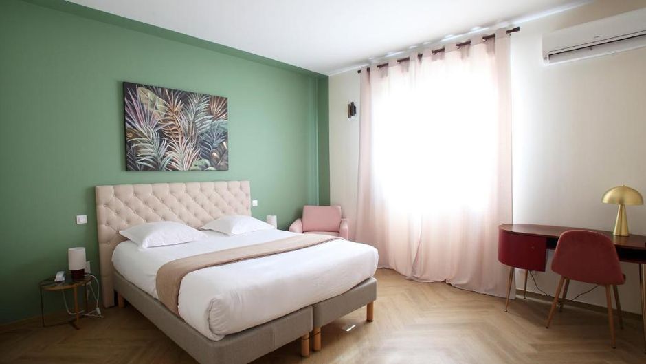 Hostellerie Blason De Provence Room