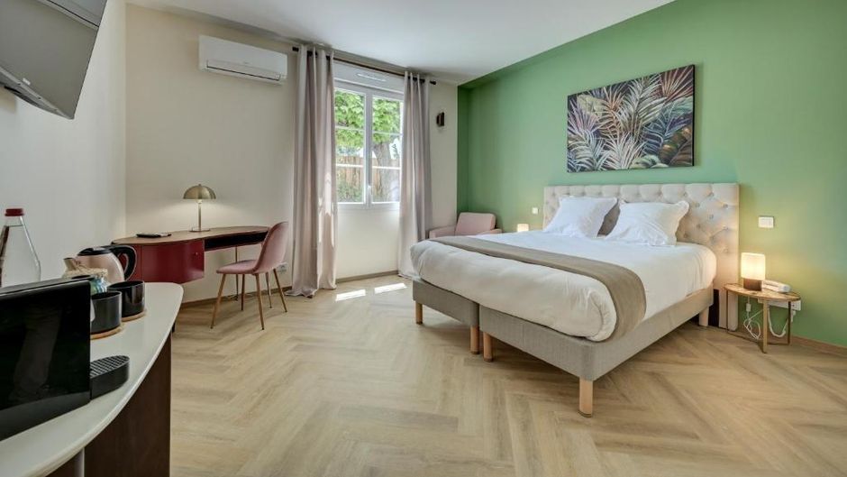 Hostellerie Blason De Provence Room