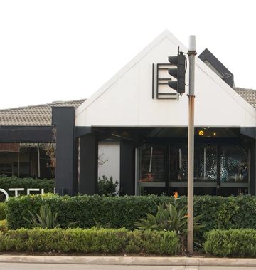 Ellen Hotel