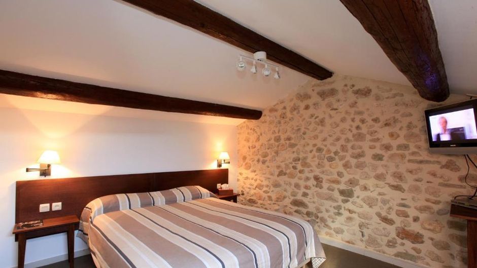 Domaine les Mejeonnes Room