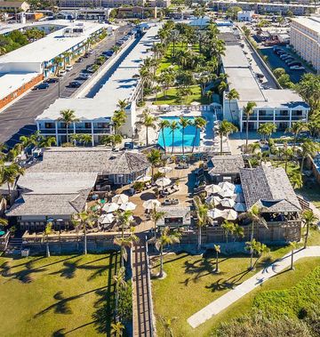 Beachcomber Beach Resort & Hotel