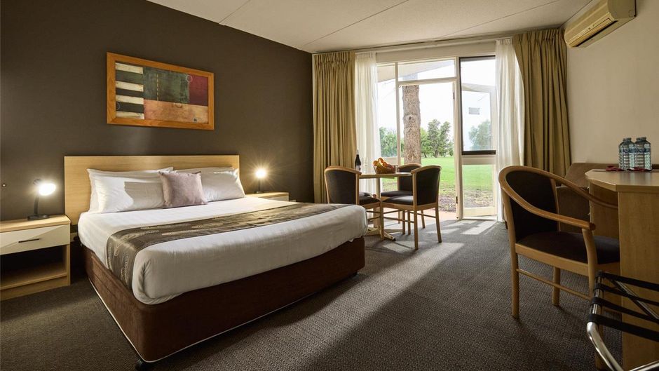 Mildura Golf Club Resort Room