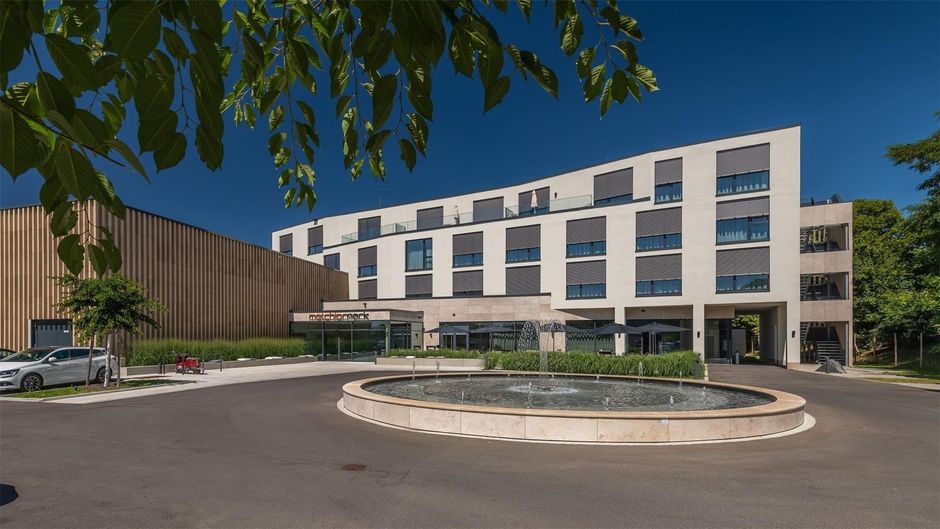 Hotel Melchior Park Exterior