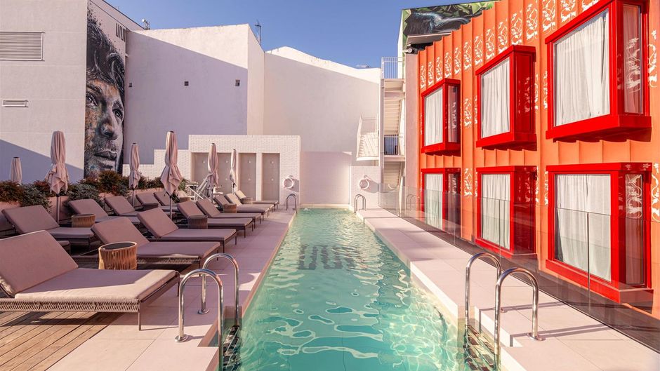 UMusic Hotel Madrid Pool