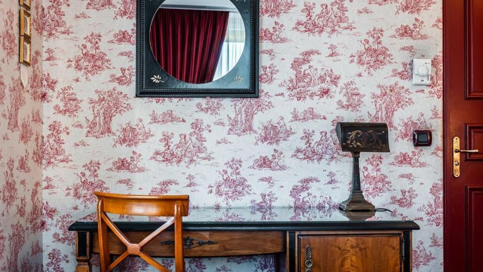 Maison Eugenie Room