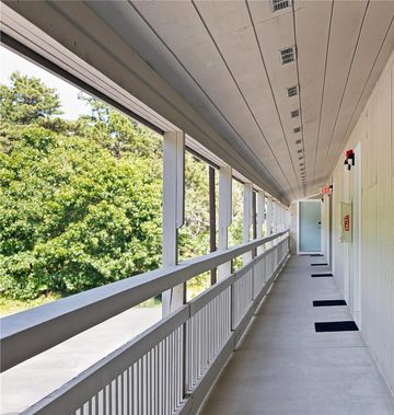 Wellfleet Motel & Lodge