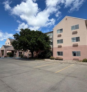 SureStay by Best Western Bismarck