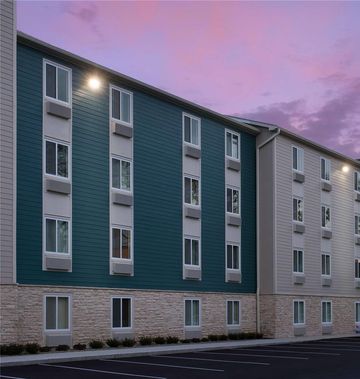 Welcome Suites Minot